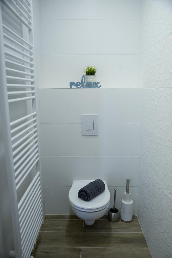 Apartmany Benesov Benesov nad Ploucnici Exterior photo